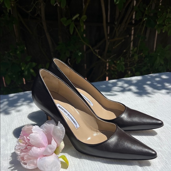 MANOLO BLAHNIK Dark brown Calf Leather Pointed Toe Pumps.size 7. 🤎 - Picture 1 of 17
